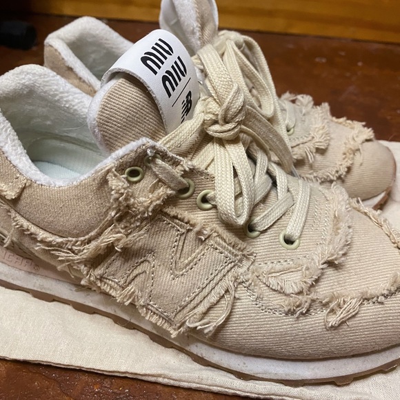 🎀Miumiu x New Balance 574 Sneaker - Picture 5 of 8